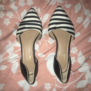 Pointy toed flats